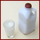 KA189 Litre of Milk & Glass